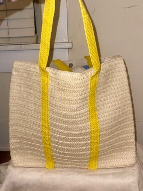 Sausalito Mark & Graham Woven Straw Tote Bag Yellow Handles Natural Beach Summer